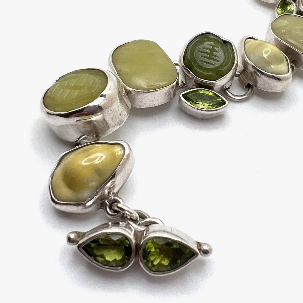 Echo of the Dreamer Sterling Carved Jade Toggle Bracelet - Picture 3 of 7